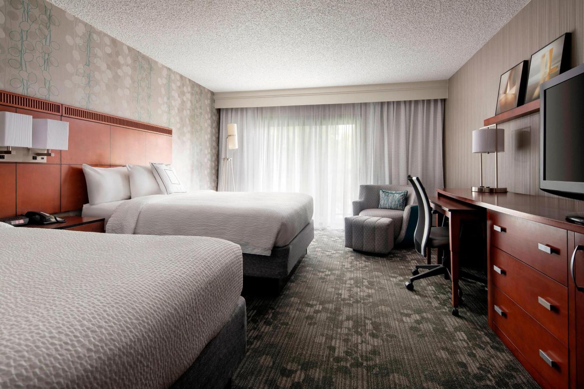 Courtyard By Marriott San Francisco Airport Hotel Сан Бруно Екстериор снимка