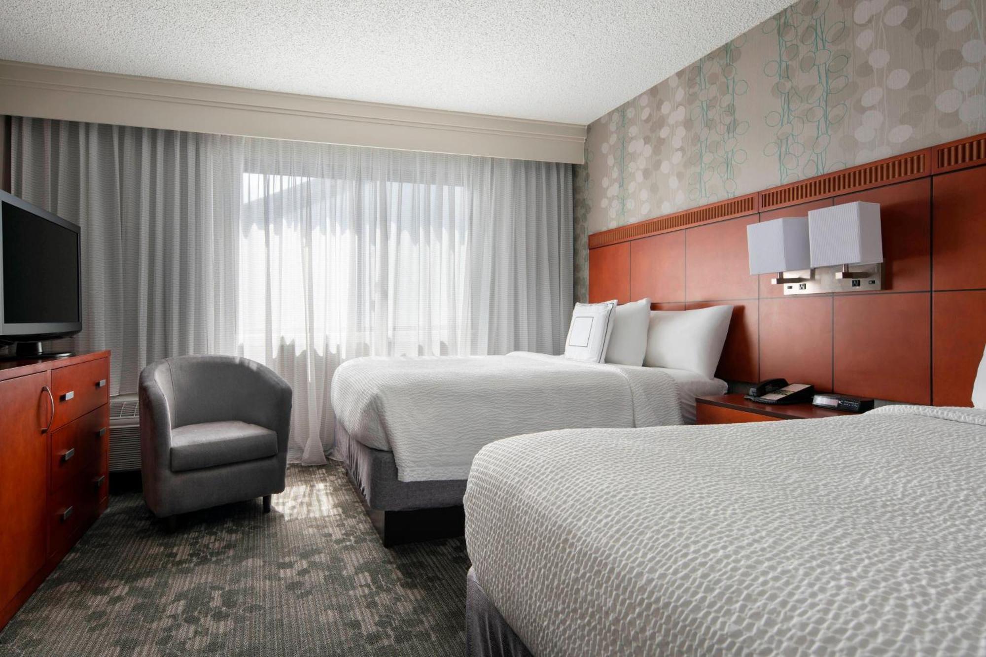 Courtyard By Marriott San Francisco Airport Hotel Сан Бруно Екстериор снимка