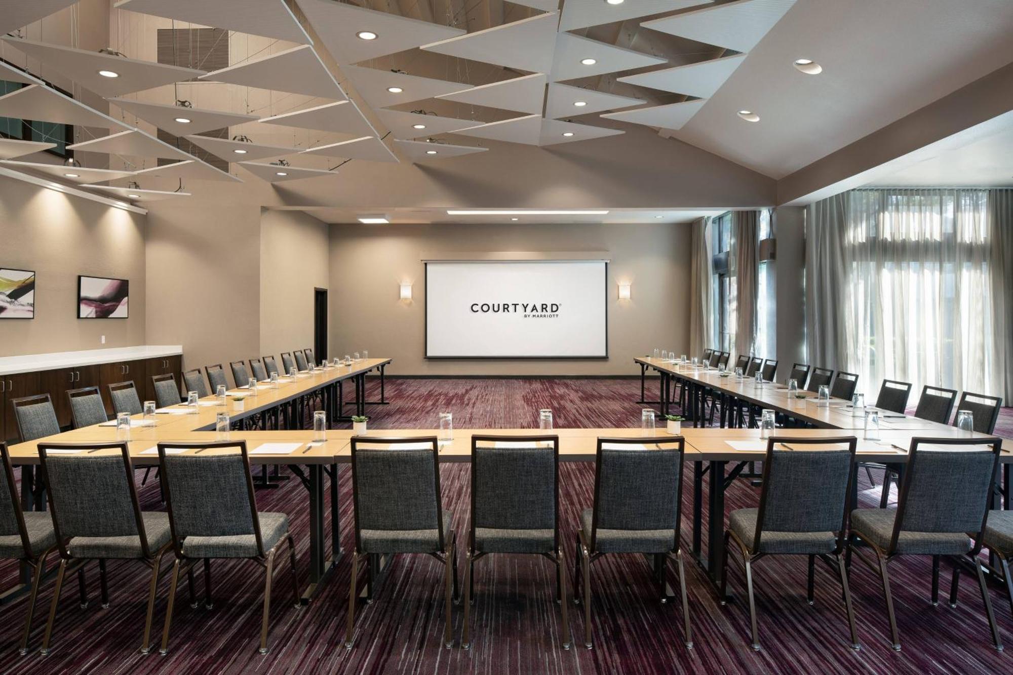 Courtyard By Marriott San Francisco Airport Hotel Сан Бруно Екстериор снимка