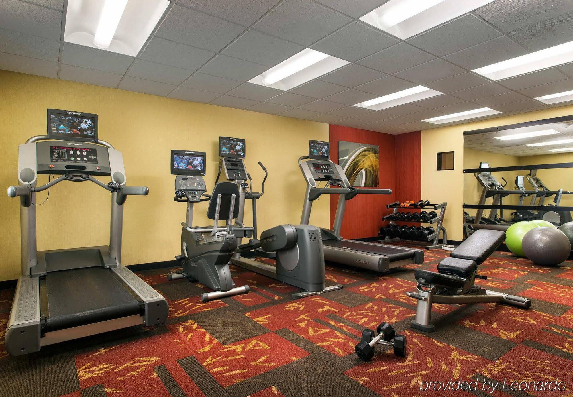 Courtyard By Marriott San Francisco Airport Hotel Сан Бруно Екстериор снимка